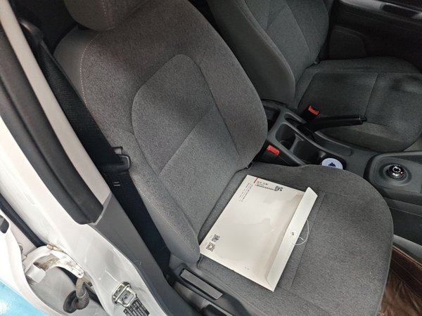 Wuling Hongguang New Energy 2024, 24900 км, за 9864 USD - фото 23