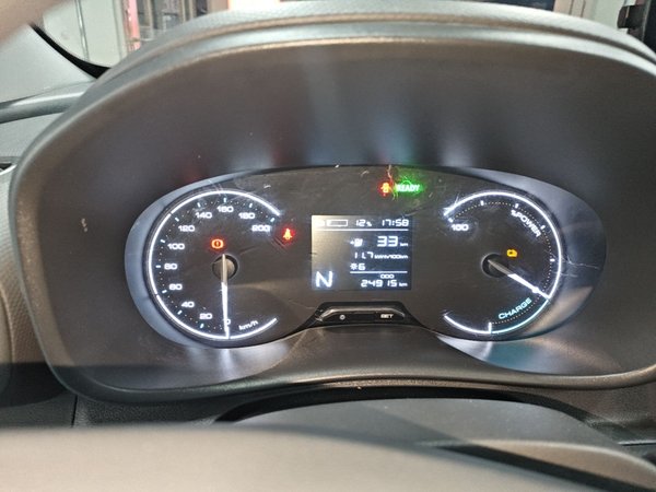 Wuling Hongguang New Energy 2024, 24900 км, за 9864 USD - фото 15