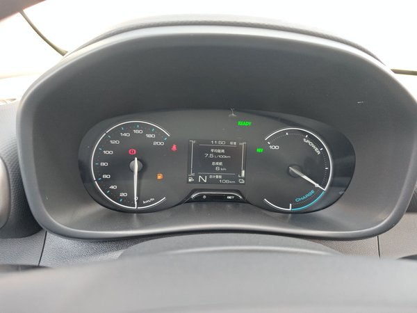 Wuling Hongguang New Energy 2025, 100 км, за 9830 USD - фото 22