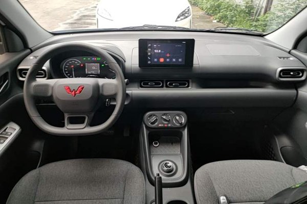 Wuling Hongguang New Energy 2025, 2000 км, за 11185 USD - фото 12