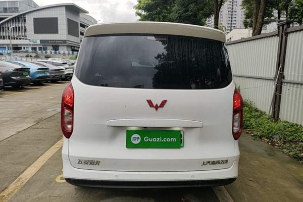 Wuling Hongguang New Energy 2025, 2000 км, за 11185 USD