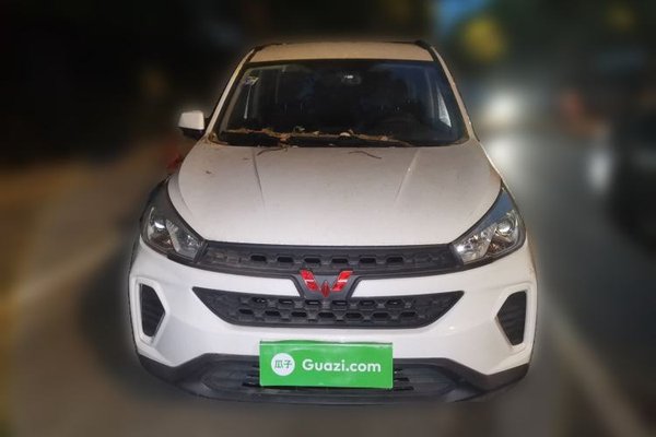 Wuling Hongguang S3 2018, 113900 км, за 3949 USD
