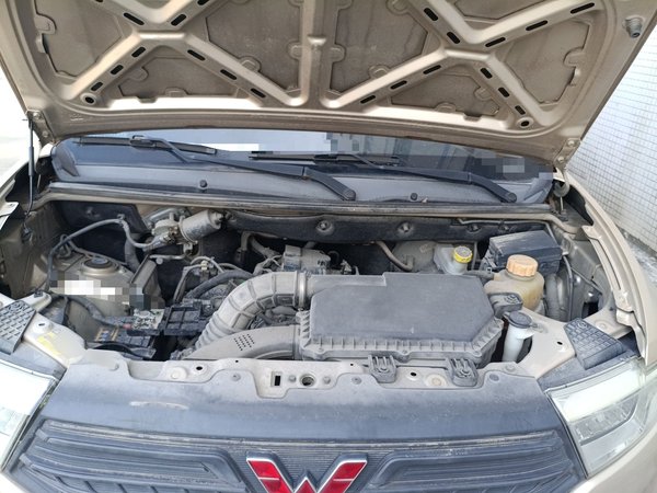 Wuling Hongguang V 2019, 37400 км, за 5845 USD - фото 10