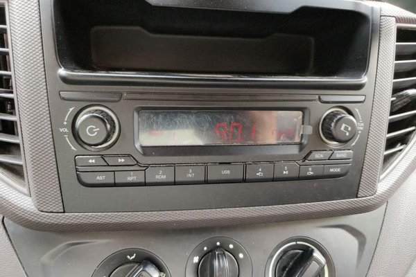 Wuling Hongguang V 2019, 47400 км, за 6052 USD - фото 10
