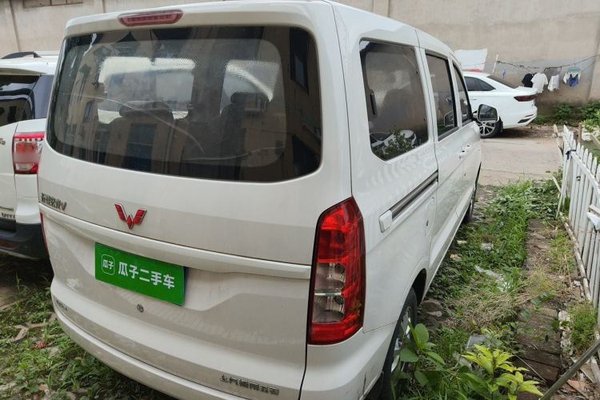 Wuling Hongguang V 2019, 47400 км, за 6052 USD