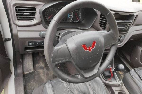 Wuling Hongguang V 2019, 47400 км, за 6052 USD - фото 7