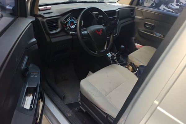 Wuling Hongguang V 2022, 28200 км, за 6327 USD - фото 17