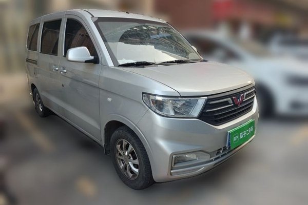 Wuling Hongguang V 2022, 28200 км, за 6327 USD