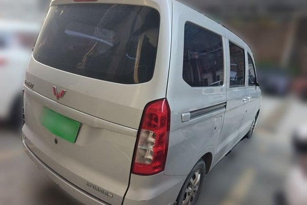 Wuling Hongguang V 2022, 28200 км, за 6327 USD - фото 6