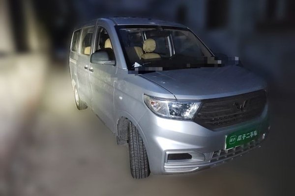 Wuling Hongguang V 2022, 3500 км, за 6422 USD