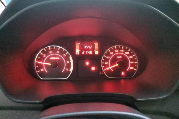 Wuling Hongguang V 2022, 3500 км, за 6422 USD - фото 12