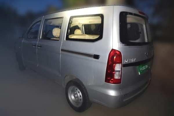 Wuling Hongguang V 2022, 3500 км, за 6422 USD