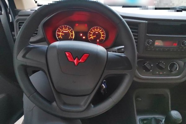 Wuling Hongguang V 2022, 3500 км, за 6422 USD - фото 10