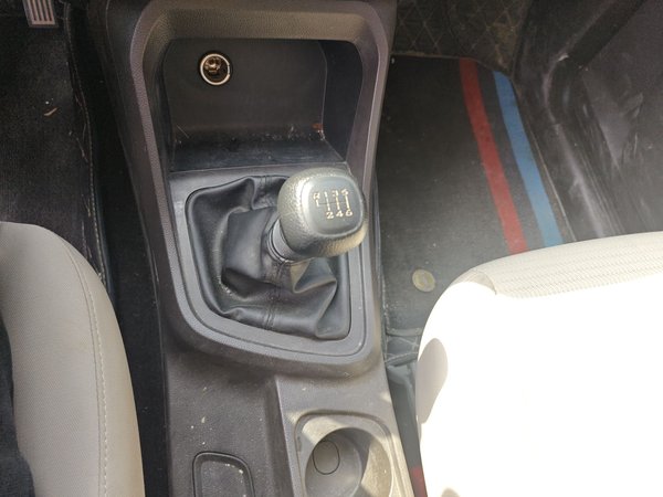 Wuling Hongguang V 2022, 40900 км, за 6576 USD - фото 22