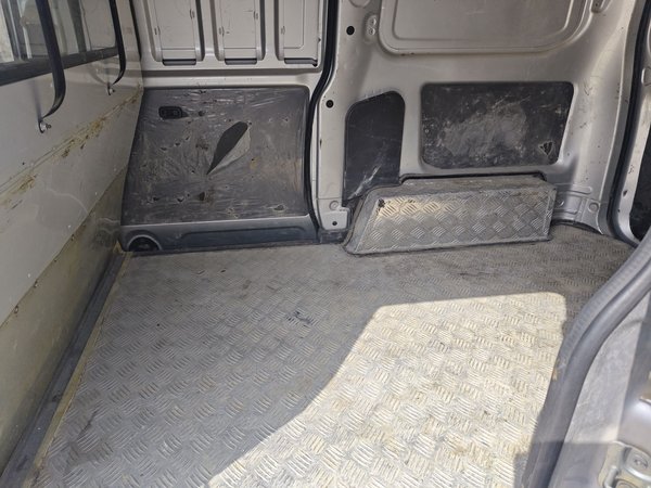 Wuling Hongguang V 2022, 40900 км, за 6576 USD - фото 15