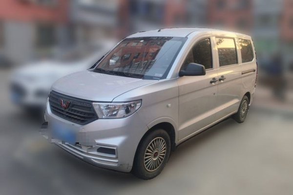 Wuling Hongguang V · 2022 год