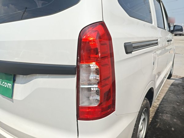 Wuling Hongguang V 2022, 22599 км, за 7572 USD - фото 7