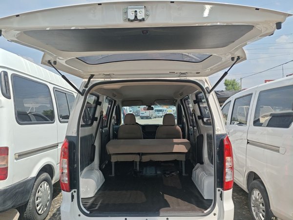 Wuling Hongguang V 2022, 22599 км, за 7572 USD - фото 22