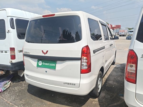 Wuling Hongguang V 2022, 22599 км, за 7572 USD - фото 6