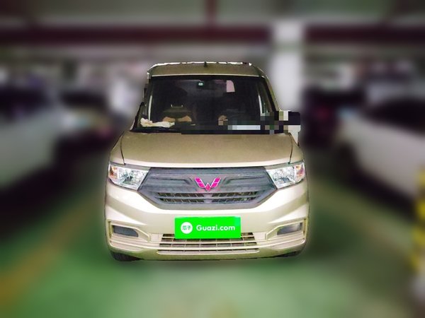 Wuling Hongguang V 2022, 33900 км, за 5608 USD