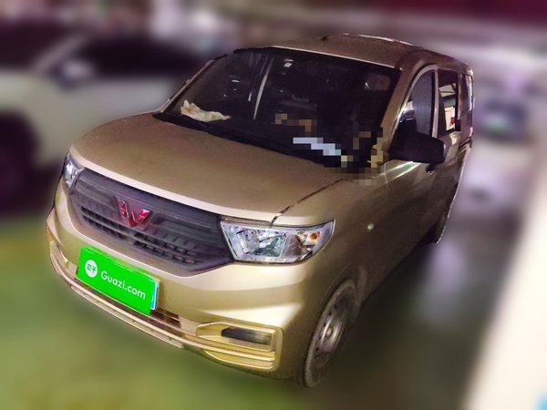 Wuling Hongguang V · 2022 год