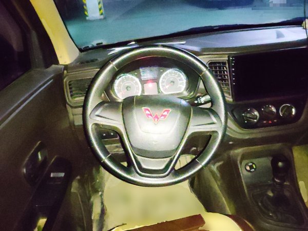 Wuling Hongguang V 2022, 33900 км, за 5608 USD - фото 11