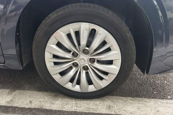Wuling Jiachen 2022, 85300 км, за 5711 USD - фото 8
