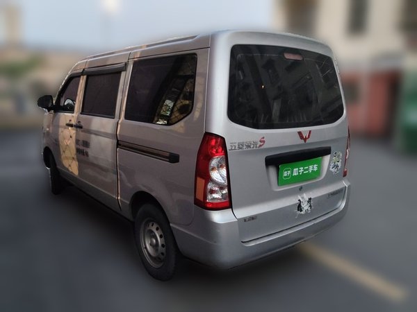 Wuling Rongguang S 2021, 39300 км, за 3941 USD