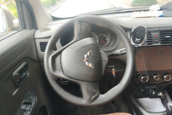 Wuling Rongguang V 2016, 56600 км, за 4900 USD - фото 9