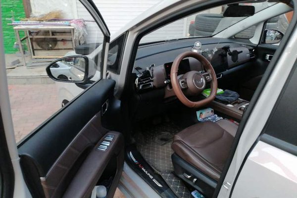 Wuling Wuling Starlight 730 2025, 16800 км, за 13520 USD - фото 17