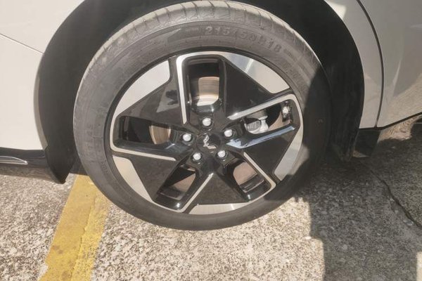 Wuling Xingguang 2023, 24300 км, за 10718 USD - фото 11