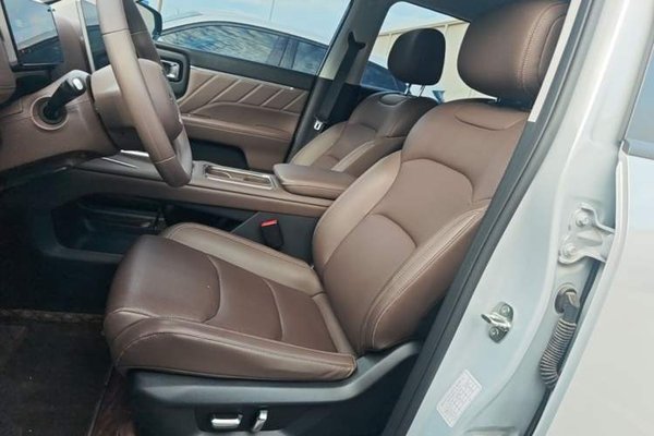Wuling Xingguang 560 New Energy 2026, 6300 км, за 13094 USD - фото 22