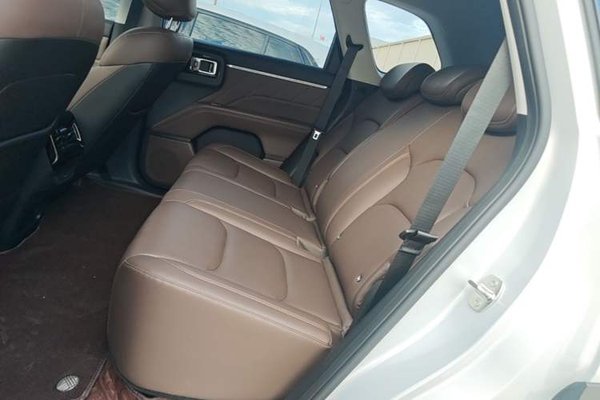 Wuling Xingguang 560 New Energy 2026, 6300 км, за 13094 USD - фото 25