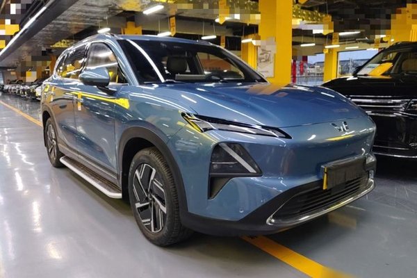Wuling Xingguang S 2024, 22000 км, за 13801 USD