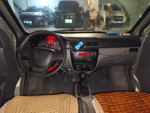 Wuling Zhiguang 2015, 33000 км, за 2772 USD - фото 10