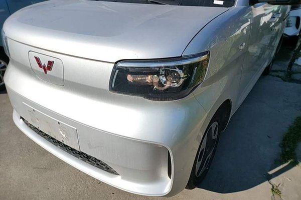 Wuling Zhiguang New Energy 2025, 100 км, за 7898 USD - фото 8