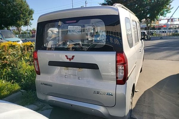 Wuling Zhiguang New Energy 2025, 100 км, за 7898 USD