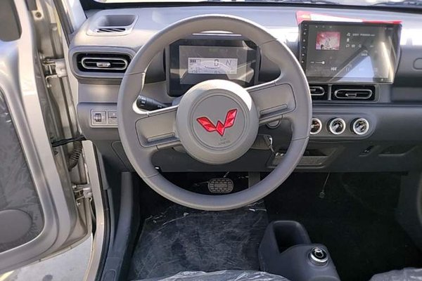 Wuling Zhiguang New Energy 2025, 100 км, за 7898 USD - фото 13