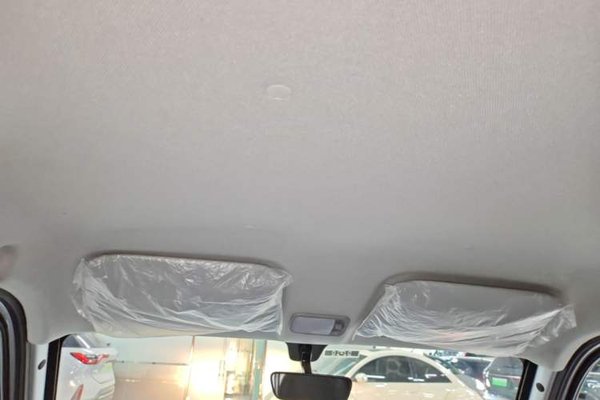 Wuling Zhiguang New Energy 2025, 15200 км, за 7657 USD