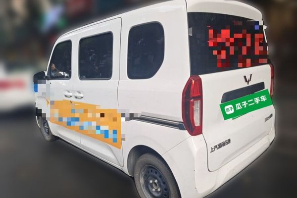 Wuling Zhiguang New Energy 2025, 12800 км, за 7863 USD