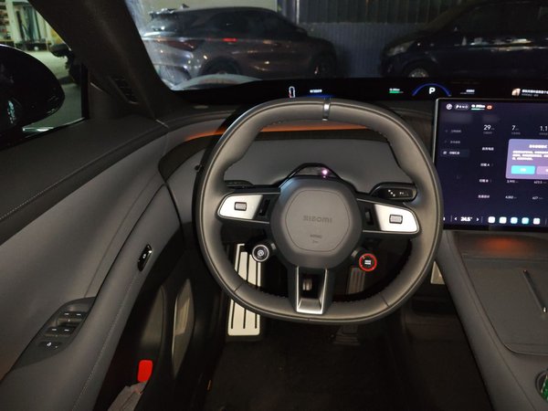 Xiaomi Auto YU7 2025, 4000 км, за 36652 USD - фото 11