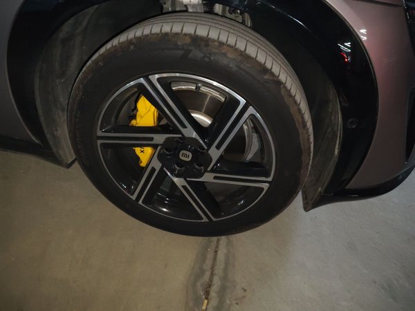 Xiaomi Auto YU7 2025, 4000 км, за 36652 USD - фото 8