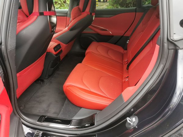 Xiaomi Auto SU7 2024, 7800 км, за 28148 USD - фото 14