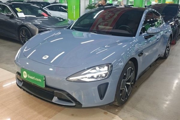 Xiaomi Auto SU7 · 2024 год