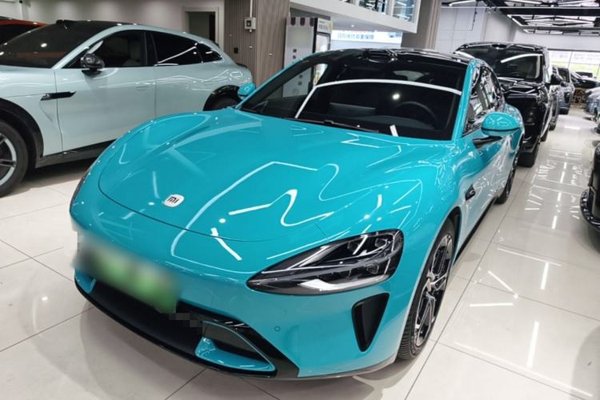 Xiaomi Auto SU7 · 2024 год