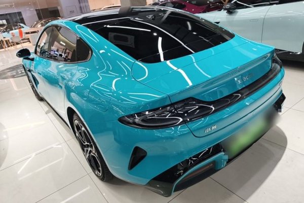 Xiaomi Auto SU7 2024, 5100 км, за 32292 USD