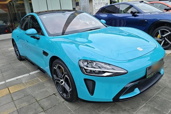 Xiaomi Auto SU7 2024, 9600 км, за 29205 USD