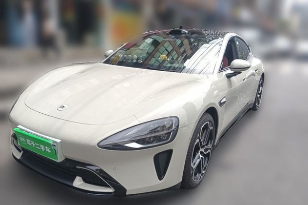 Xiaomi Auto SU7 · 2024 год