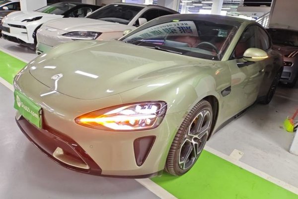 Xiaomi Auto SU7 · 2024 год