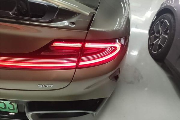 Xiaomi Auto SU7 2024, 8500 км, за 31298 USD - фото 14